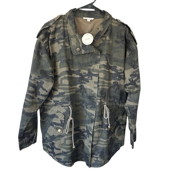 Oddi Women’s Camo Camouflage Utility Jacket Size Small NWT Oddy - Picture 1 of 10